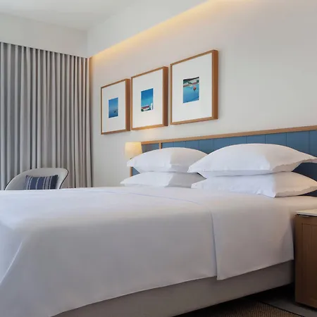 Hotel Bluesun Marina 4*