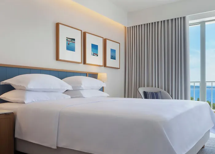 Bluesun Marina فندق