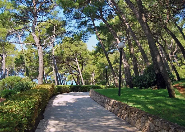 Bluesun Marina Hotell 4*